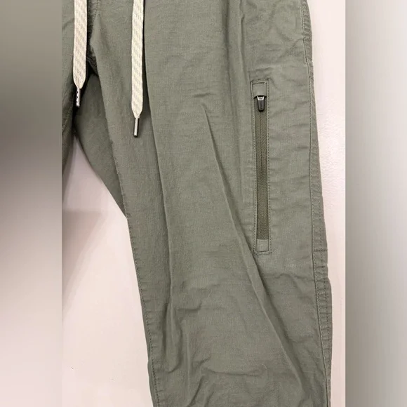 Vuori Ripstop Pant Sage Green SIze Small - Picture 4 of 6